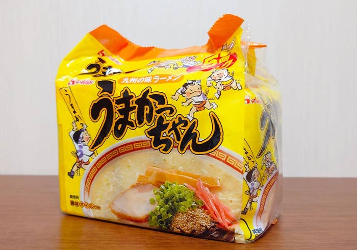 うまかちゃんのパッケージ（Munenori Umeki / BuzzFeed Japan）