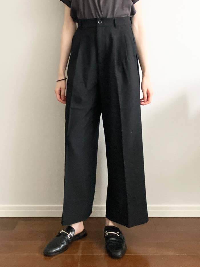 Honeys(ハニーズ)の「ワイドストレートパンツ」