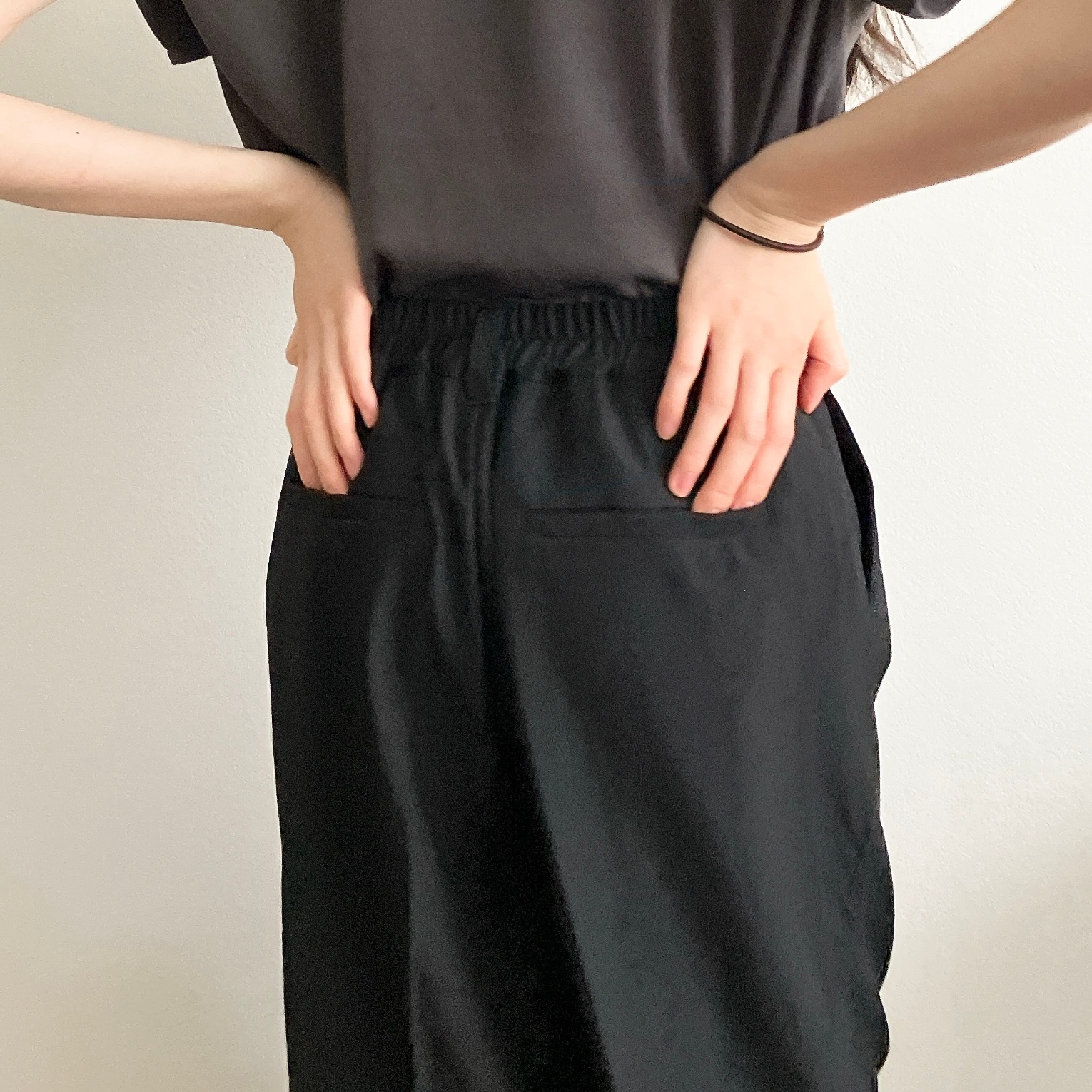 Honeys(ハニーズ)の「ワイドストレートパンツ」