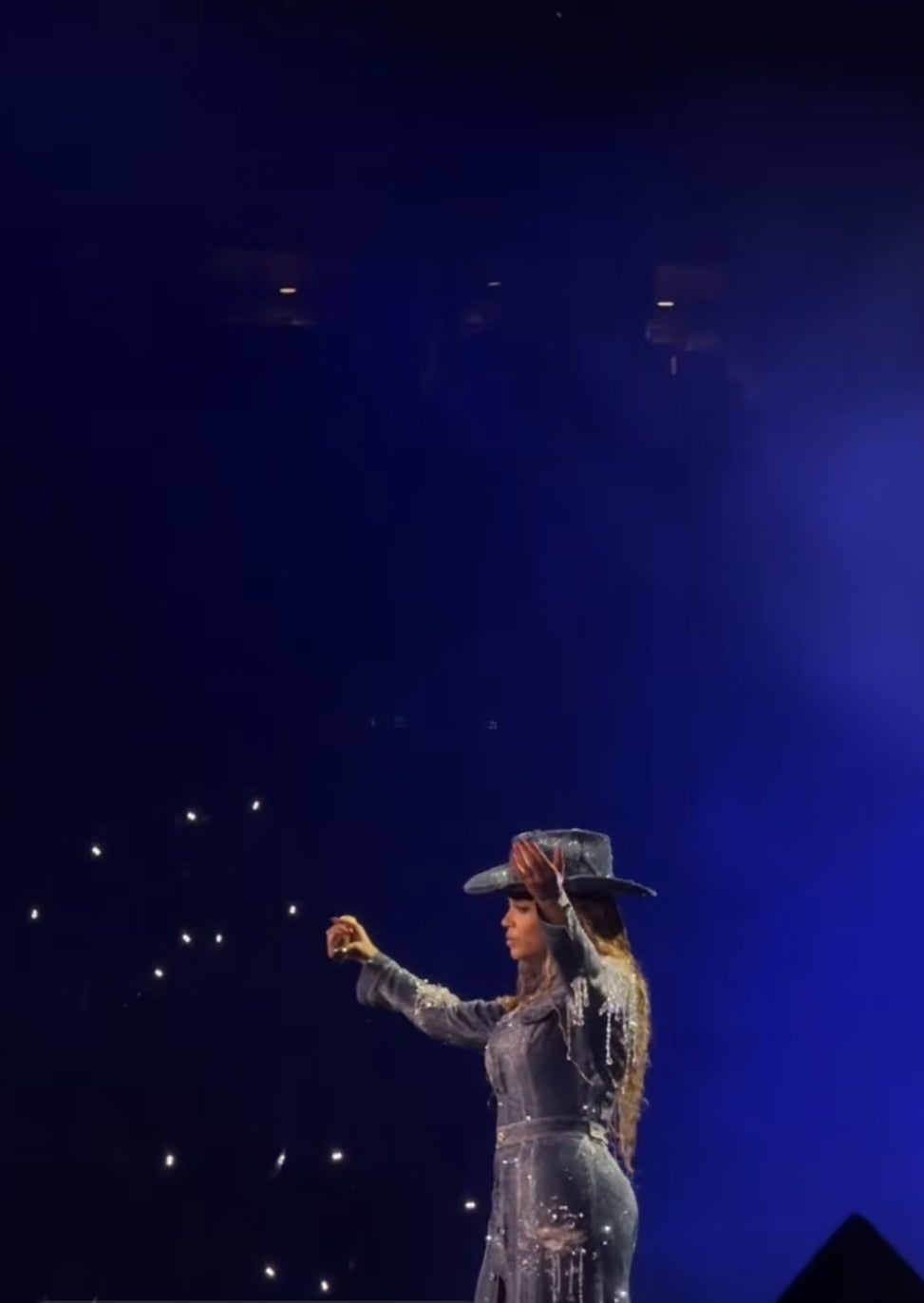 Beyoncé Performs In Rain In Viral TikTok
