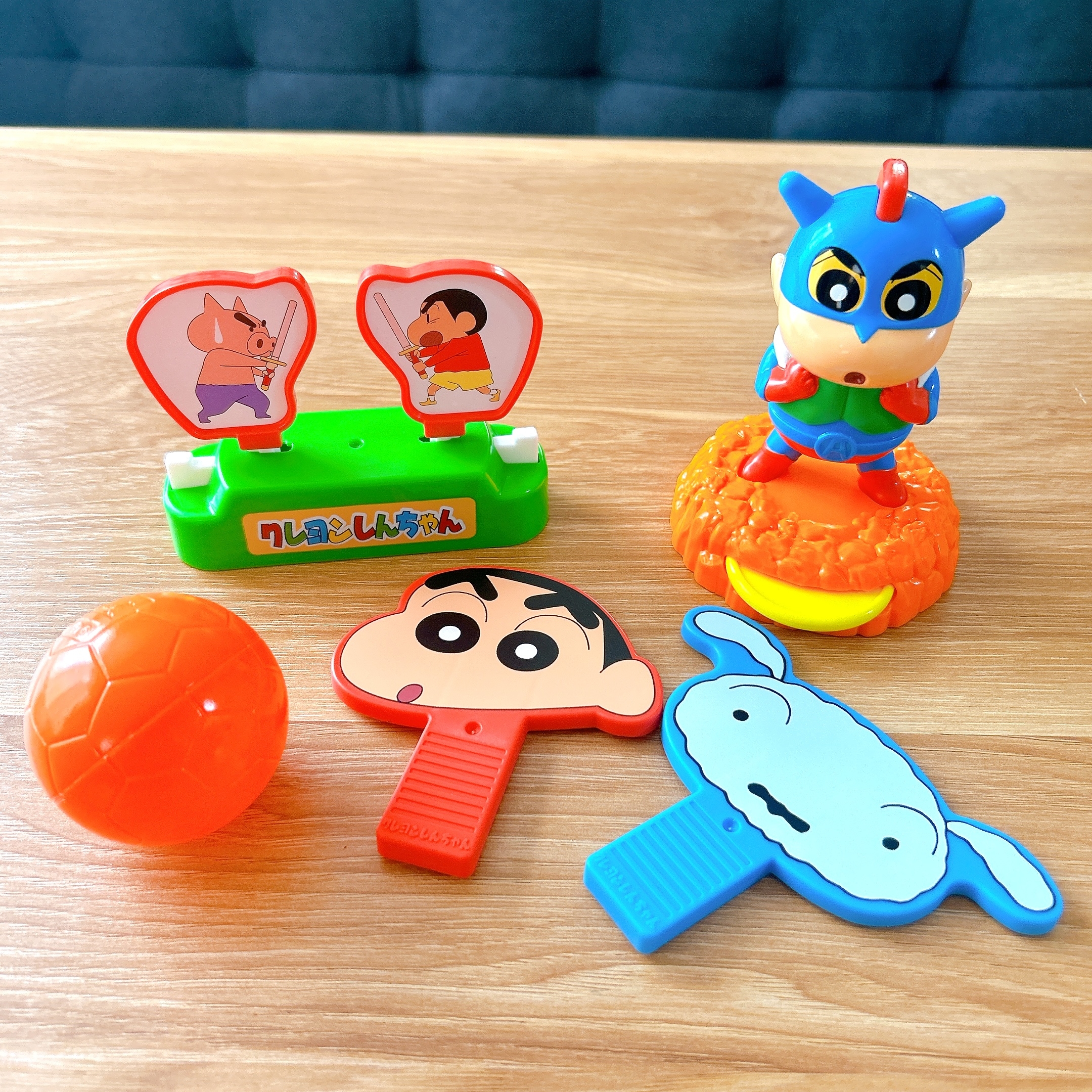 ハッピーセット新作】シュールすぎて笑った！クレヨンしんちゃん