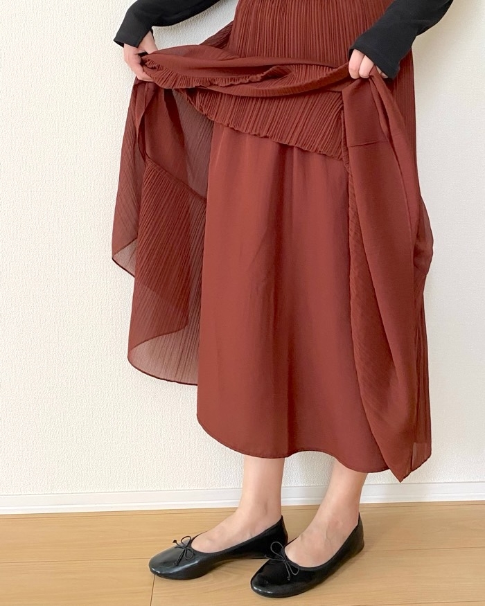 ユニクロの「シフォンティアードスカート」