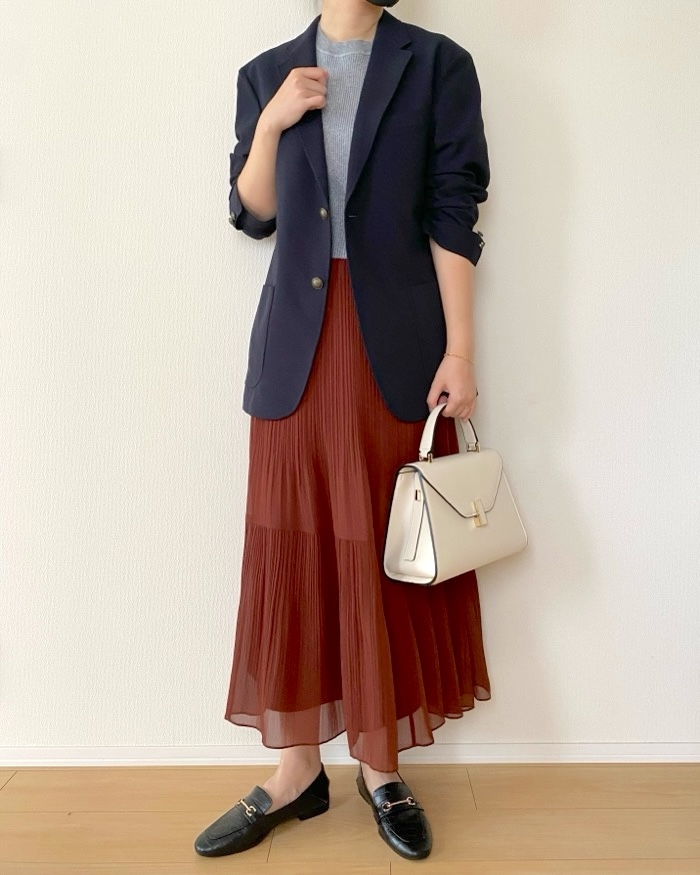 ユニクロの「シフォンティアードスカート」