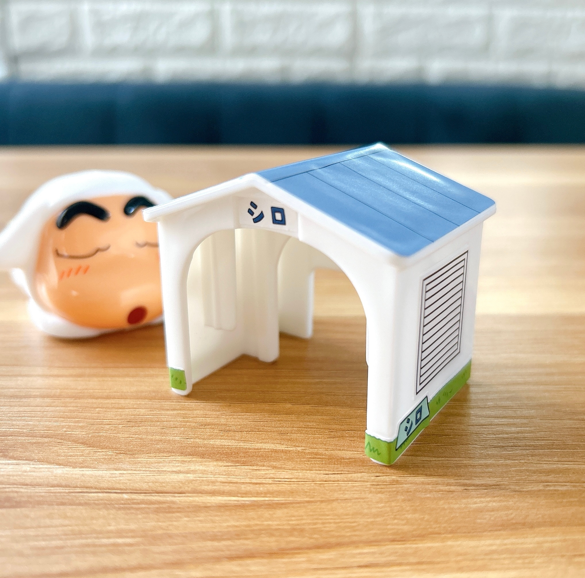ホット セールの通販 ハッピーセット新作】シュールすぎて笑った！クレヨンしんちゃん ミニカー