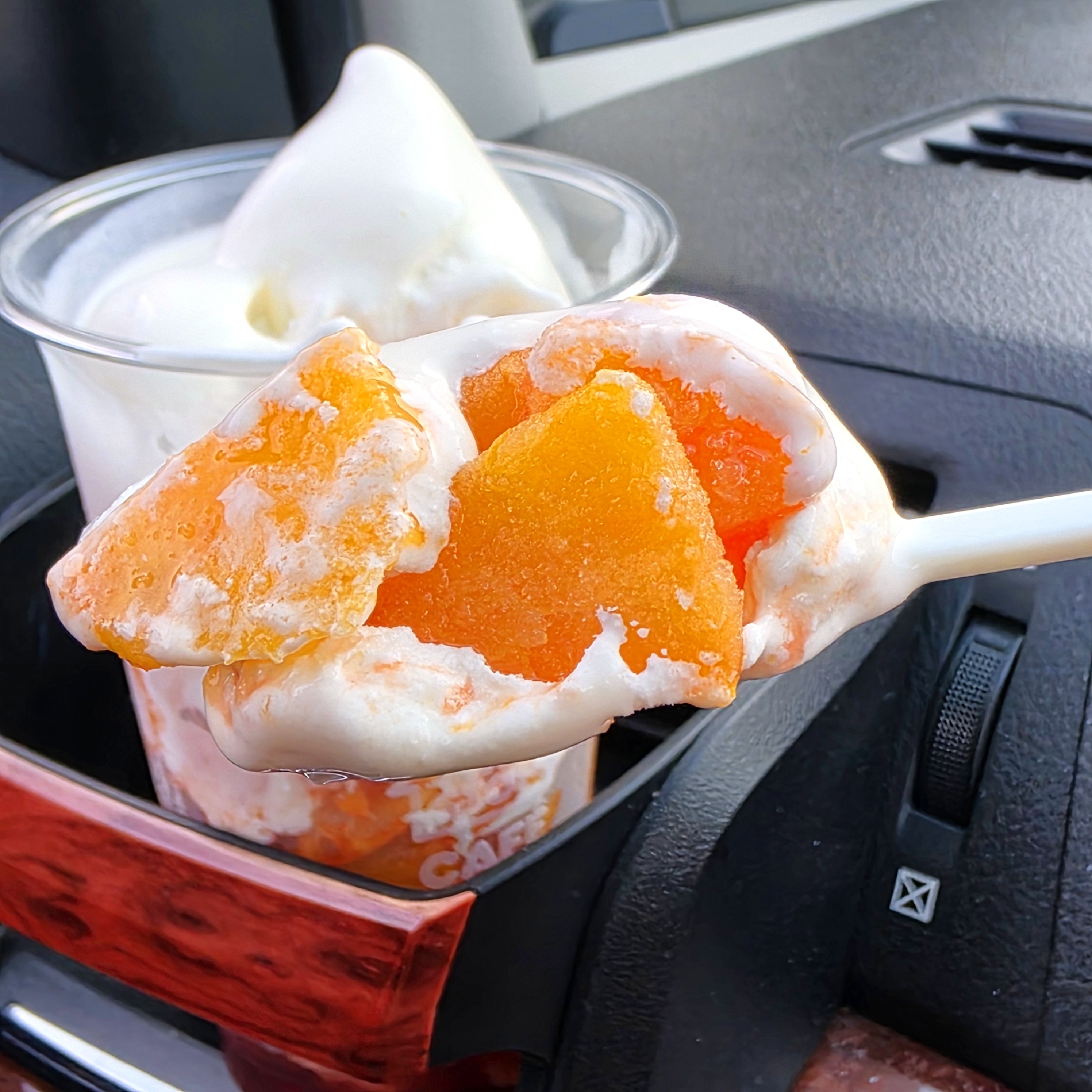 ミニストップ】「さすがに神」「うーまーいーぞー！」ソフトクリーム