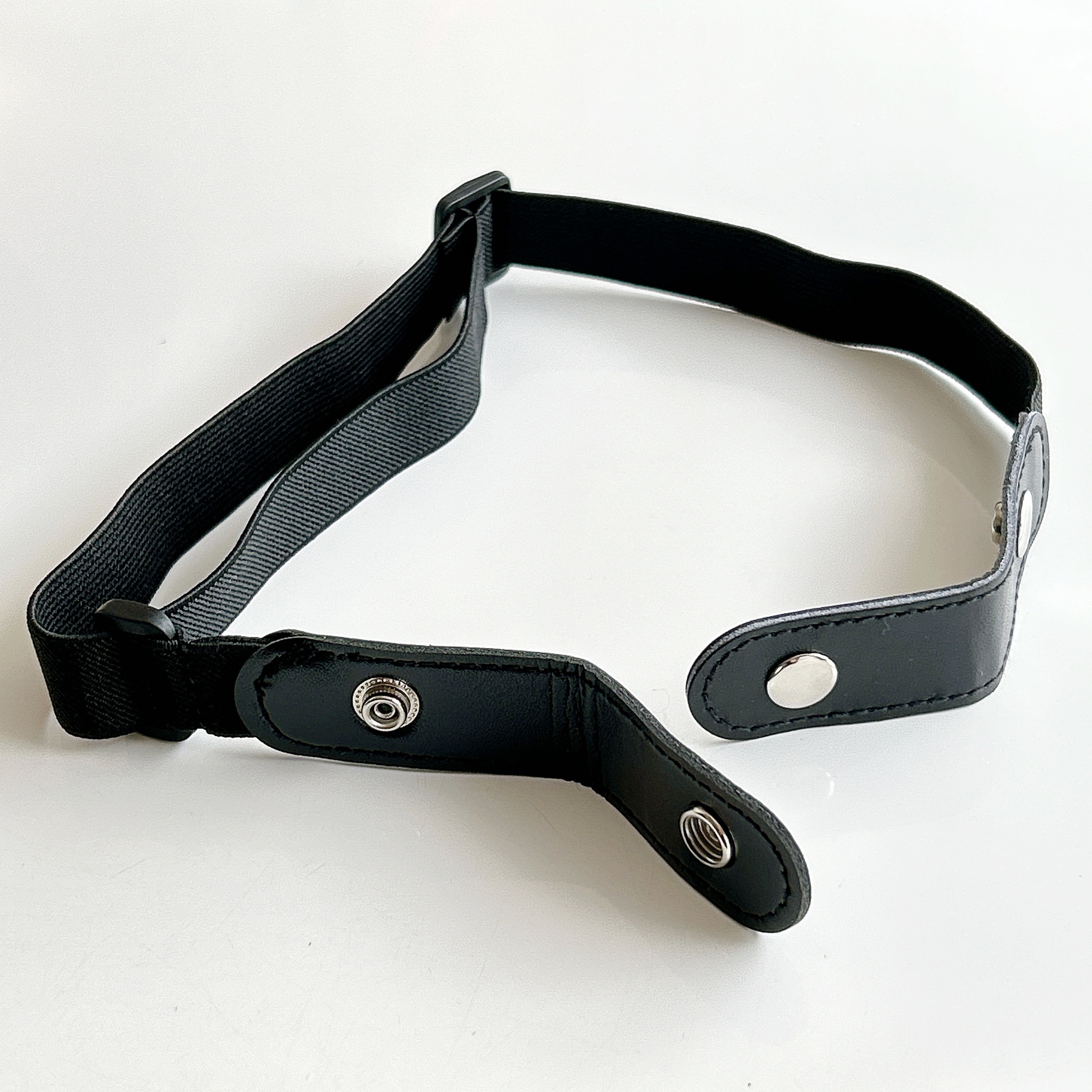 セリア】使い勝手ばつぐん！つけたまま着脱できる「楽ちんベルト