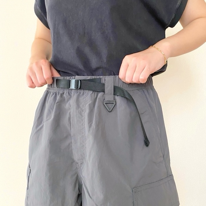 GUの「ナイロンカーゴハーフパンツ」