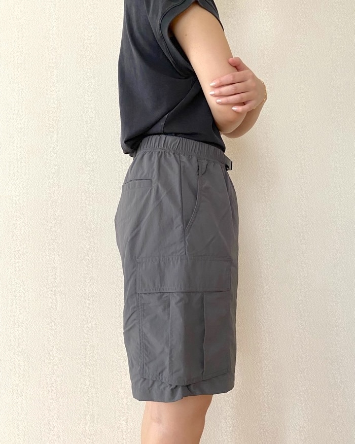 GUの「ナイロンカーゴハーフパンツ」