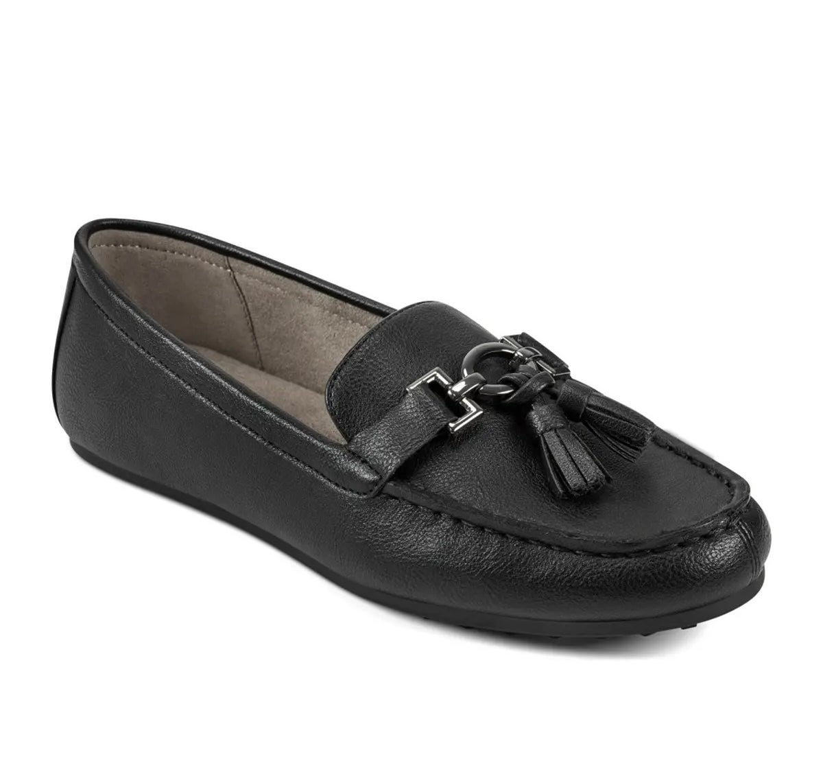 Black loafer with tassel detail and metal buckle, ideal for casual or semi-formal outfits