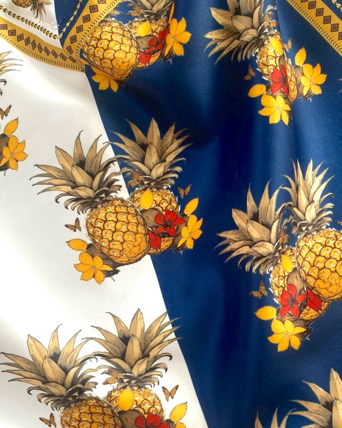 ☆ドイツ発*ZARA*新作*スカーフプリントバッグ☆ ZARAの「新作バッグ」が本気出してた…!スカーフみたいに華やか
