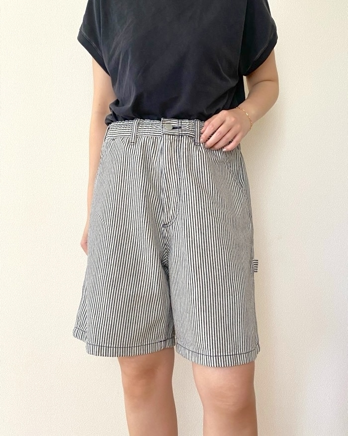 GUの「ペインターハーフパンツ」
