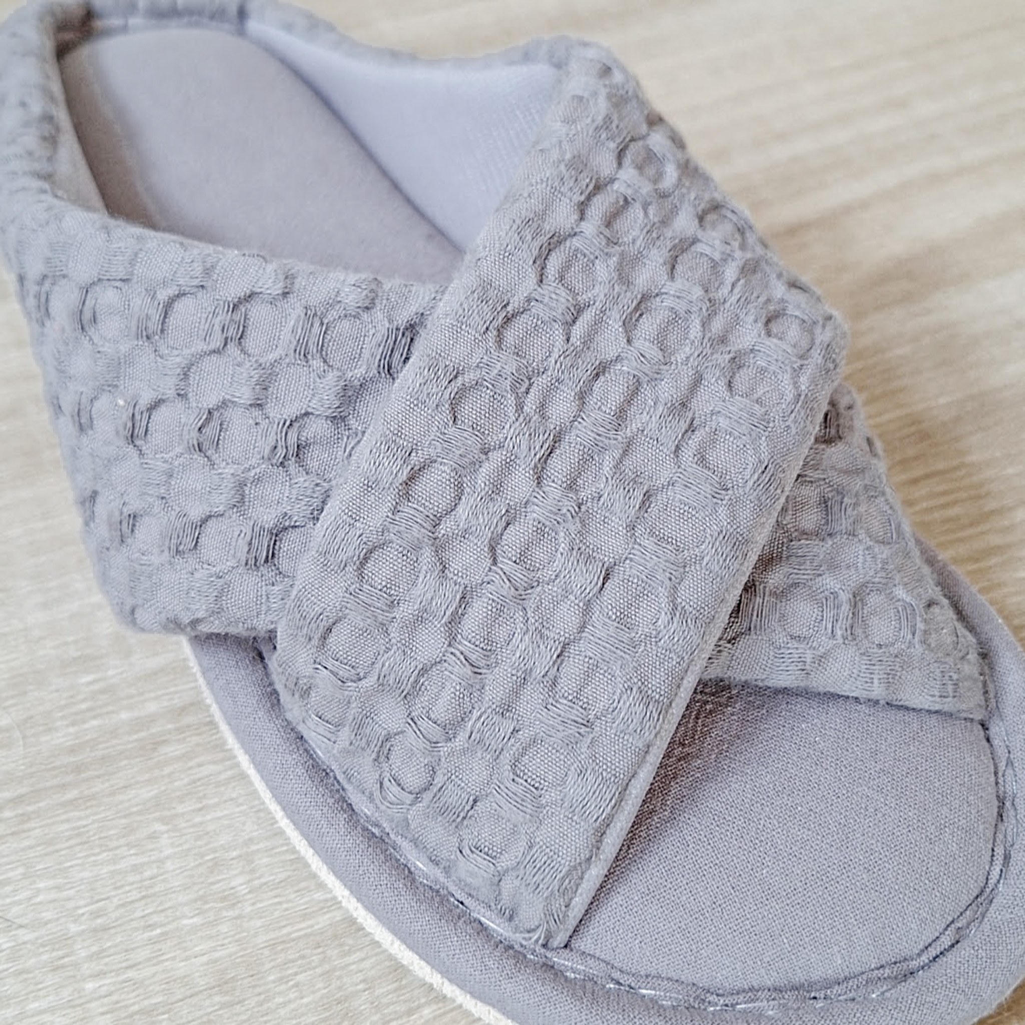 QP3　キューピー　スリッパ　グリーン　フリーサイズ QP3 キューピー スリッパ グリーン フリーサイズ 3-5565-03 抗菌