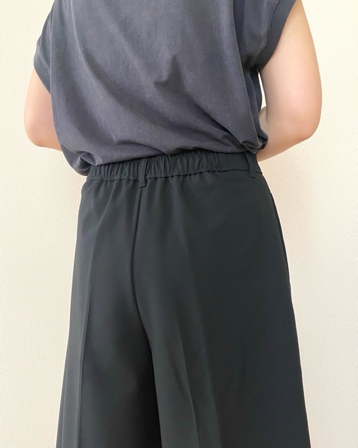 GUの「バミューダショートパンツNTQ+E」