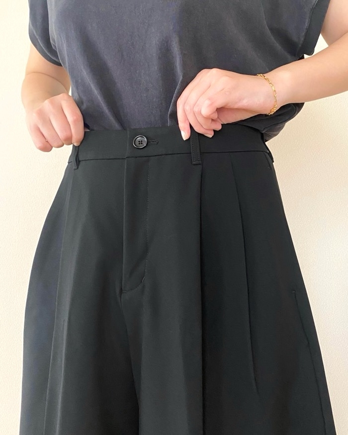 GUの「バミューダショートパンツNTQ+E」