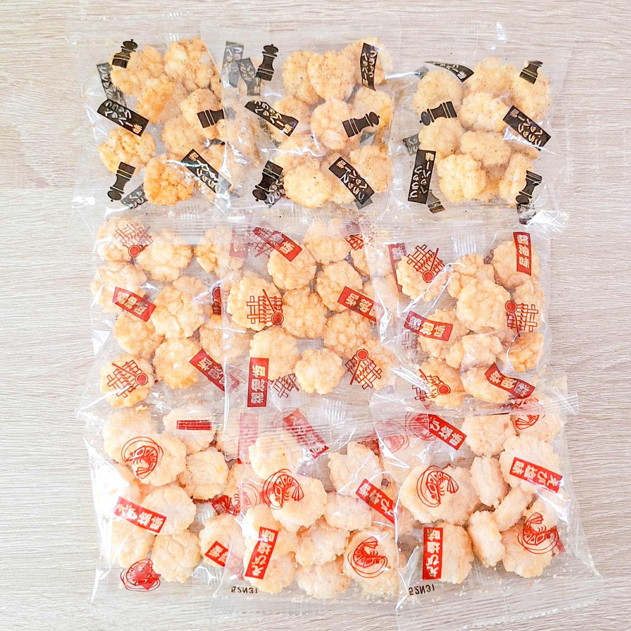 ファミマの「1袋33円おかし」食べる手が止まらん美味しさ！3種類