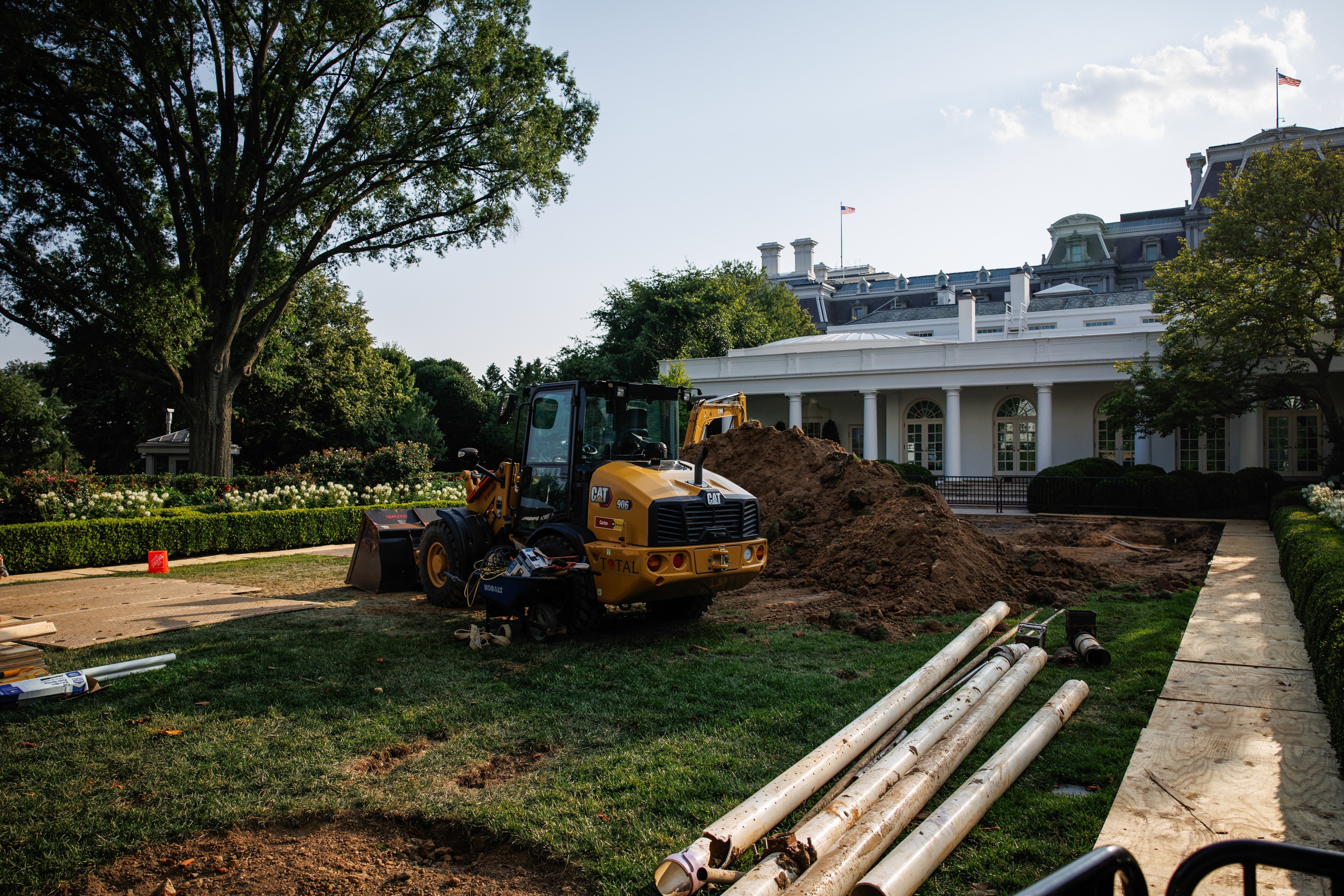 Photos Of The White House Rose Garden Through History