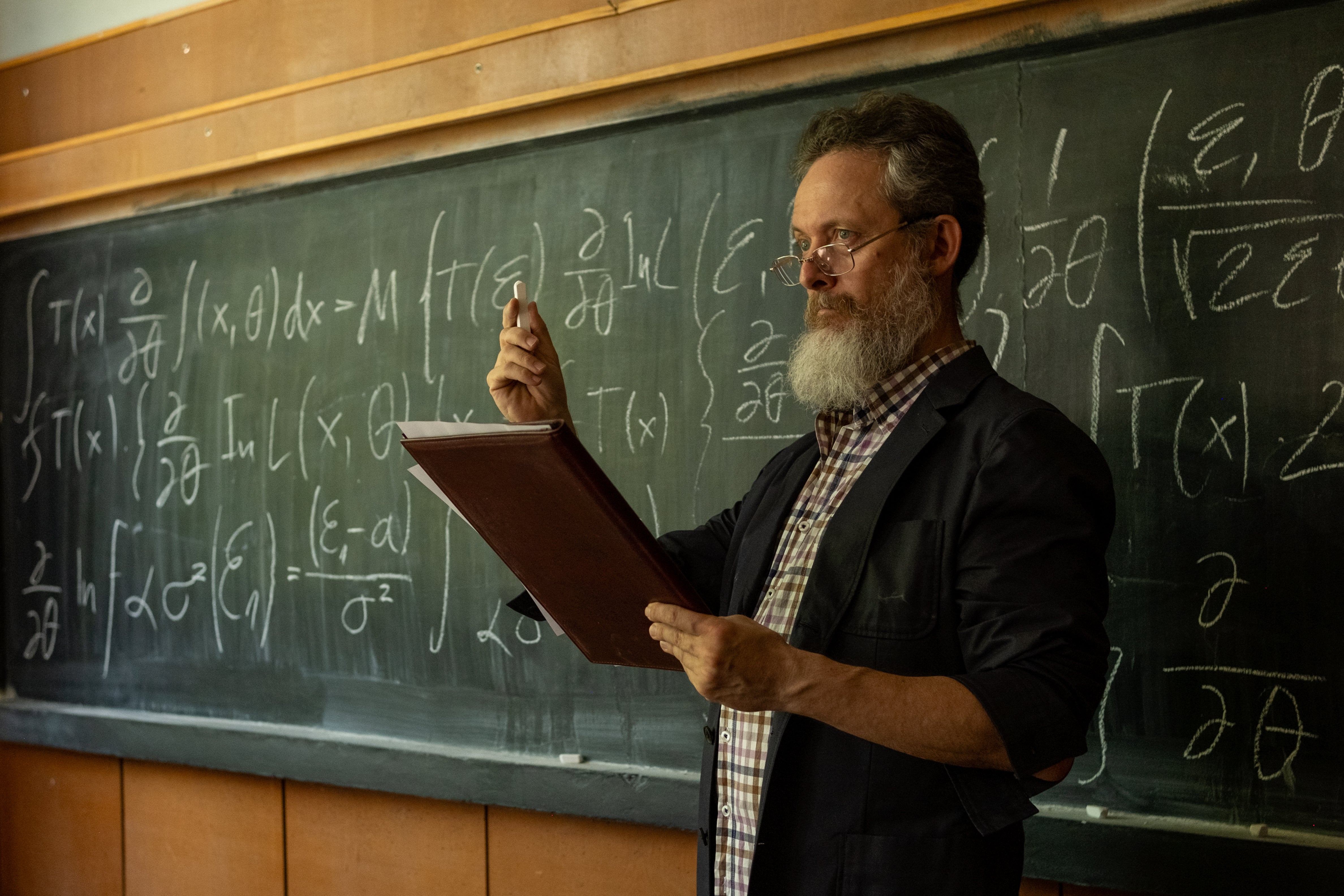 15 Bad Things Students Caught Teachers Doing