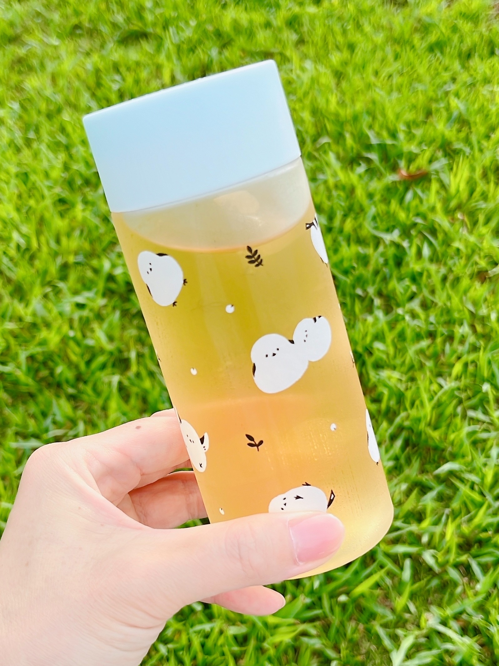 キャンドゥの「ドリンクボトル シマエナガ柄」