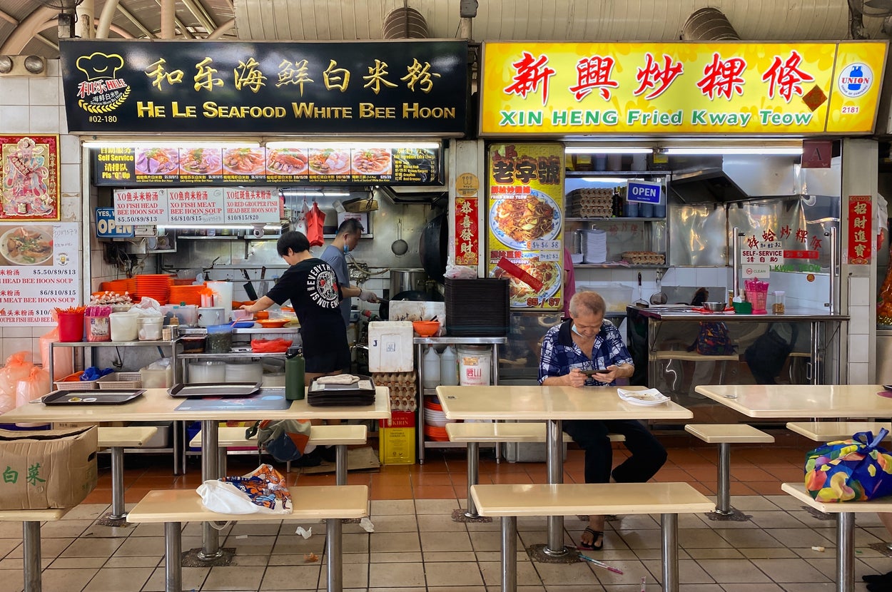 From Singlish To Superstitions: Your Crash Course On Navigating Singaporean Culture Like A Pro