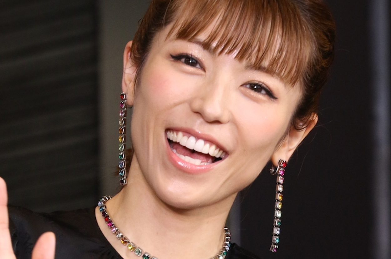 若槻千夏さん(時事通信フォト)