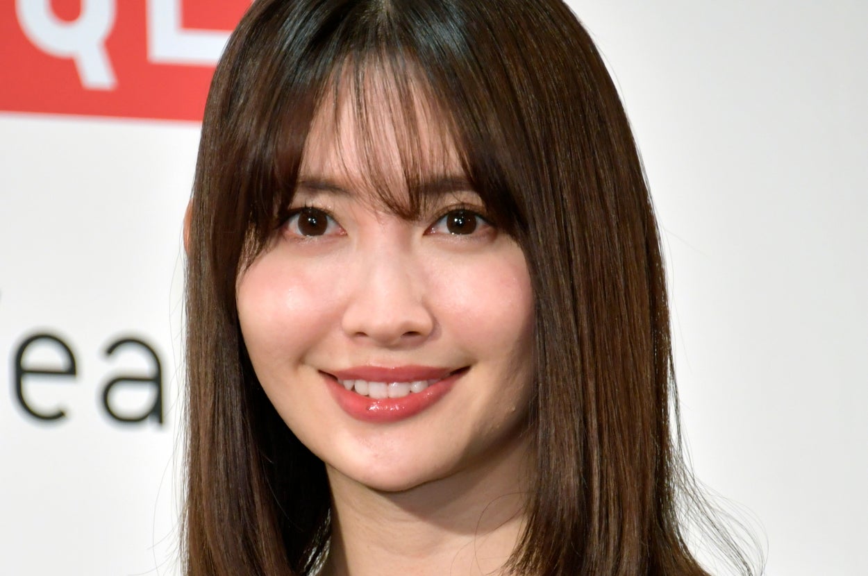 小嶋陽菜さん(時事通信フォト)