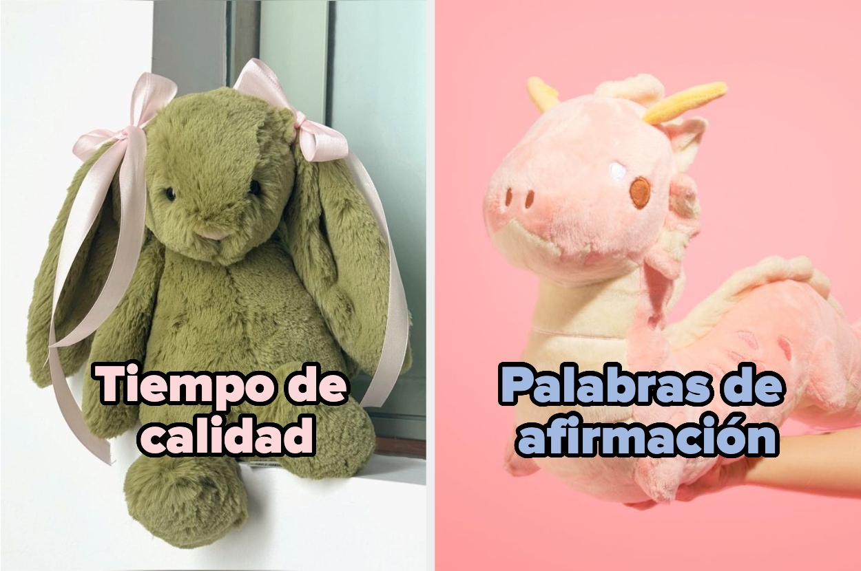 Two plush toys: a green bunny labeled "Tiempo de calidad" and a pink dragon labeled "Palabras de afirmación."