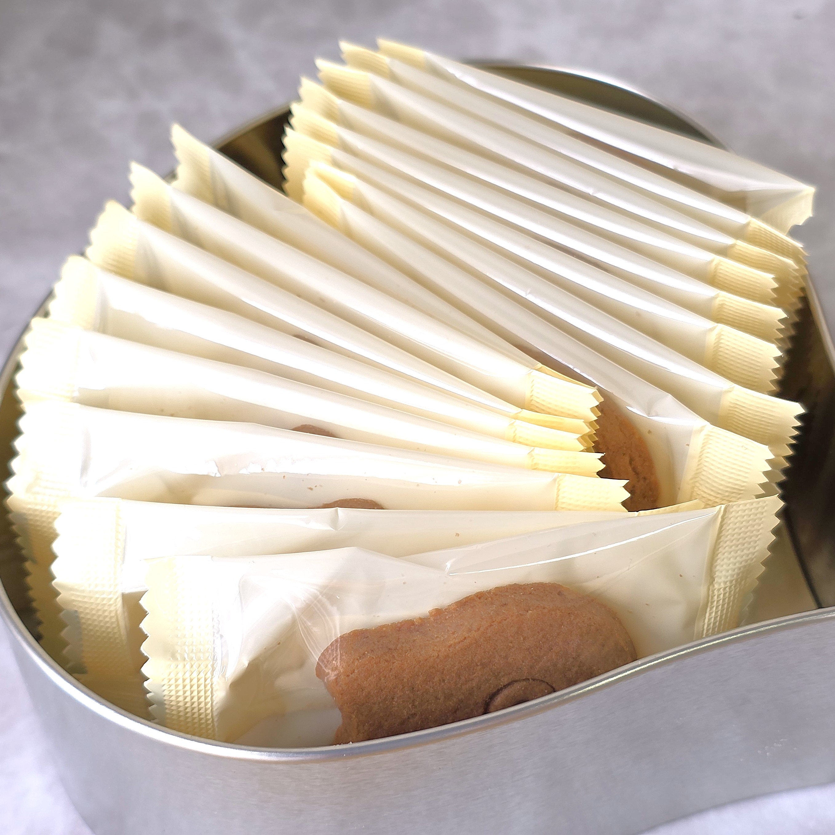 ドラクエ好きの母が大喜び！スクエニストアで見つけた「メタルスライム