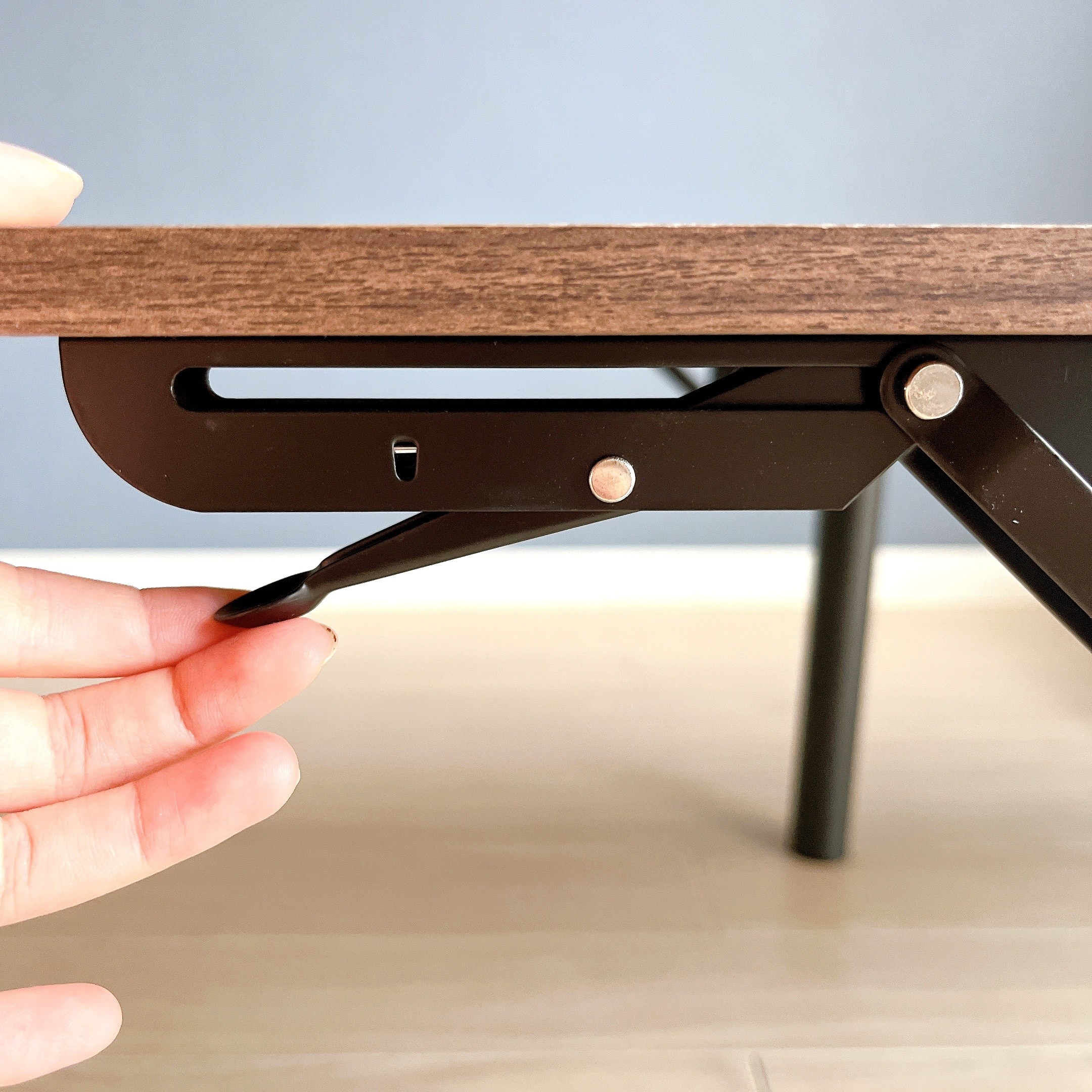 ニトリ】え、机買い直さなくていいじゃん。デスクを拡張できるアイテム