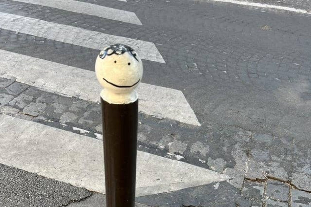 33 Incredibly Funny And Clever Acts Of Vandalism
