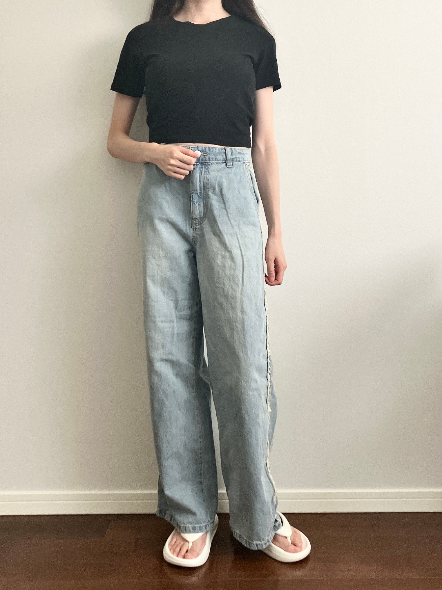 Honeys(ハニーズ)の「脇フリンジデニムパンツ」