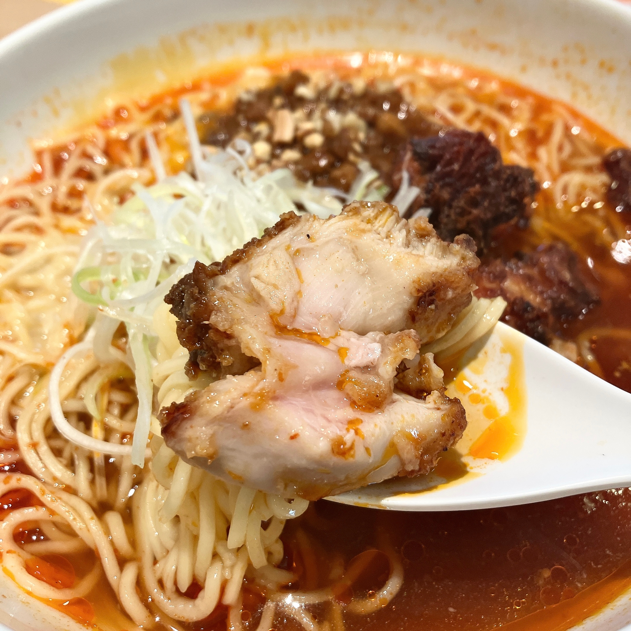 Denny's(デニーズ)の「担々麺Neo分離の魔力~際立つスパイス」