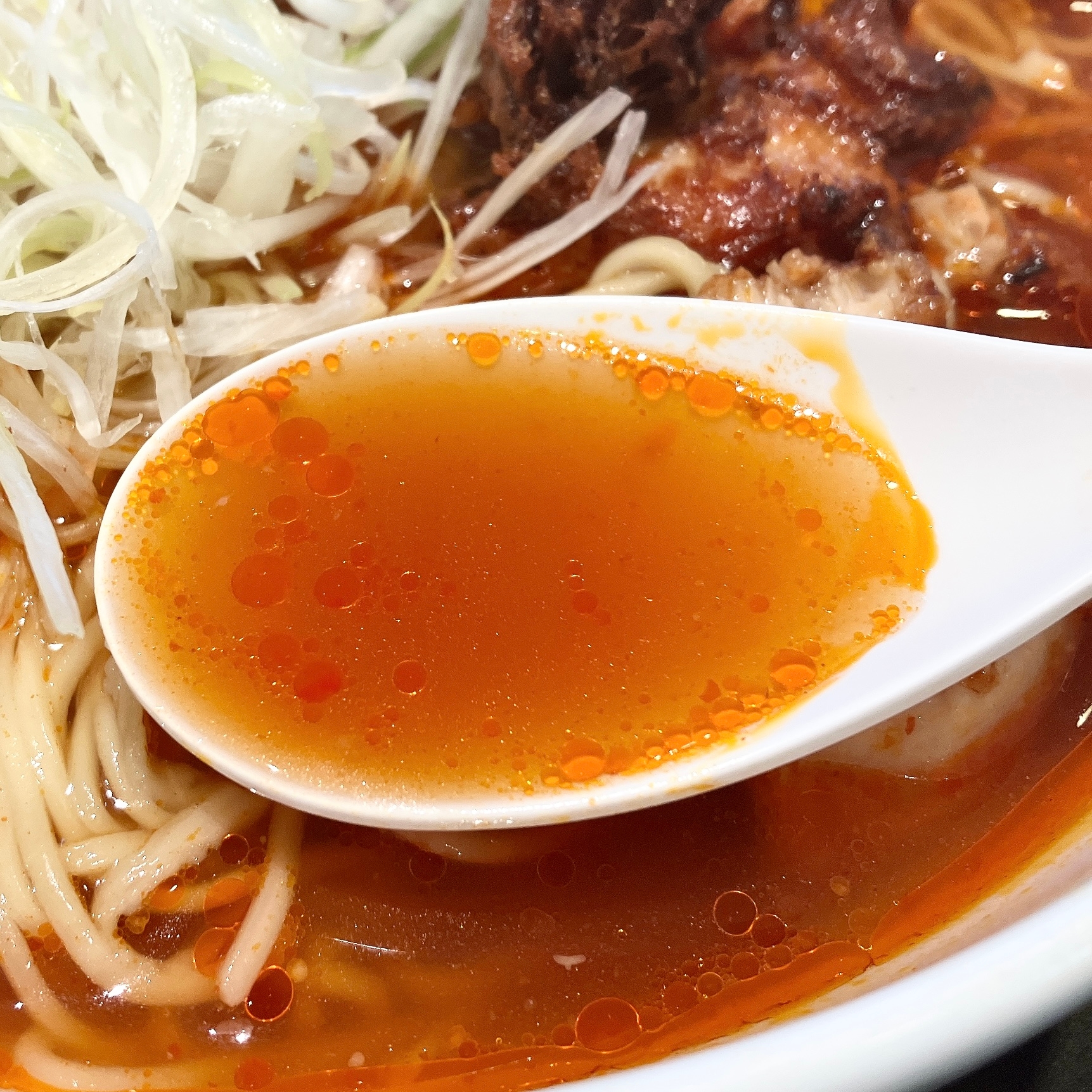 Denny's(デニーズ)の「担々麺Neo分離の魔力~際立つスパイス」
