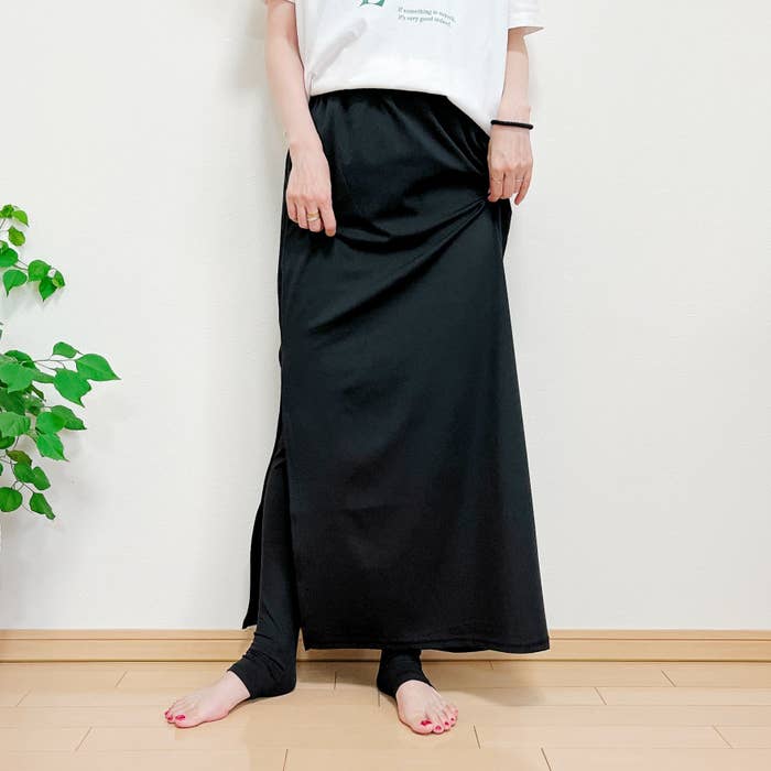 coca(コカ)の「【一部店舗限定商品】水陸両用ラッシュガードレギンスセットスカート」