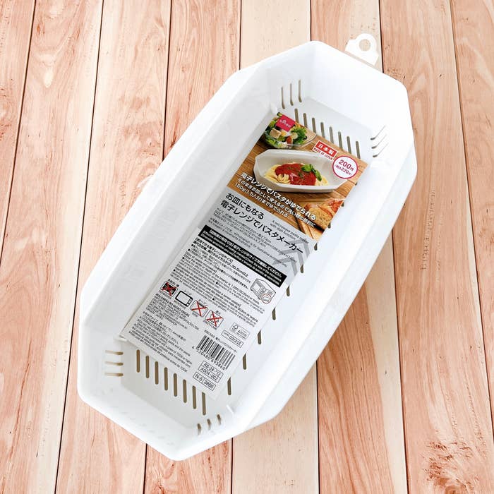 DAISO(ダイソー)の「お皿にもなる 電子レンジでパスタメーカー」