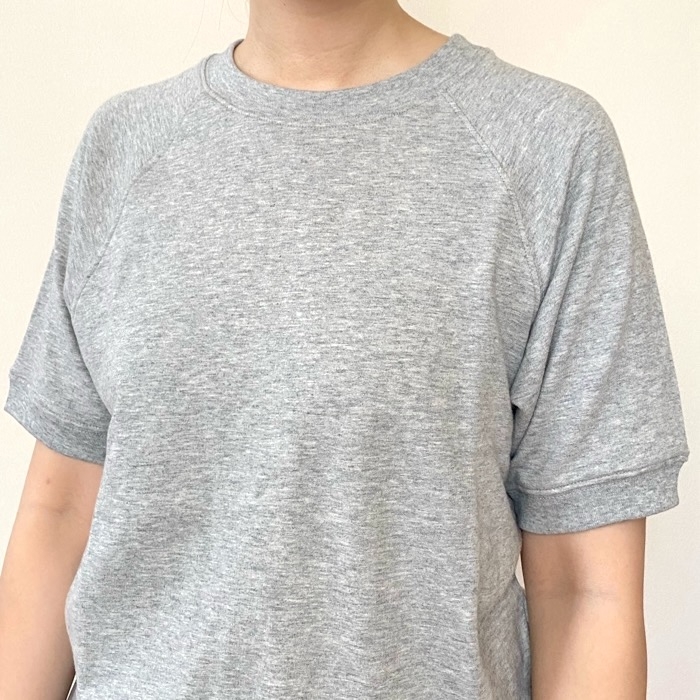 無印良品の「婦人 ライトスウェットクルーネック半袖Tシャツ」
