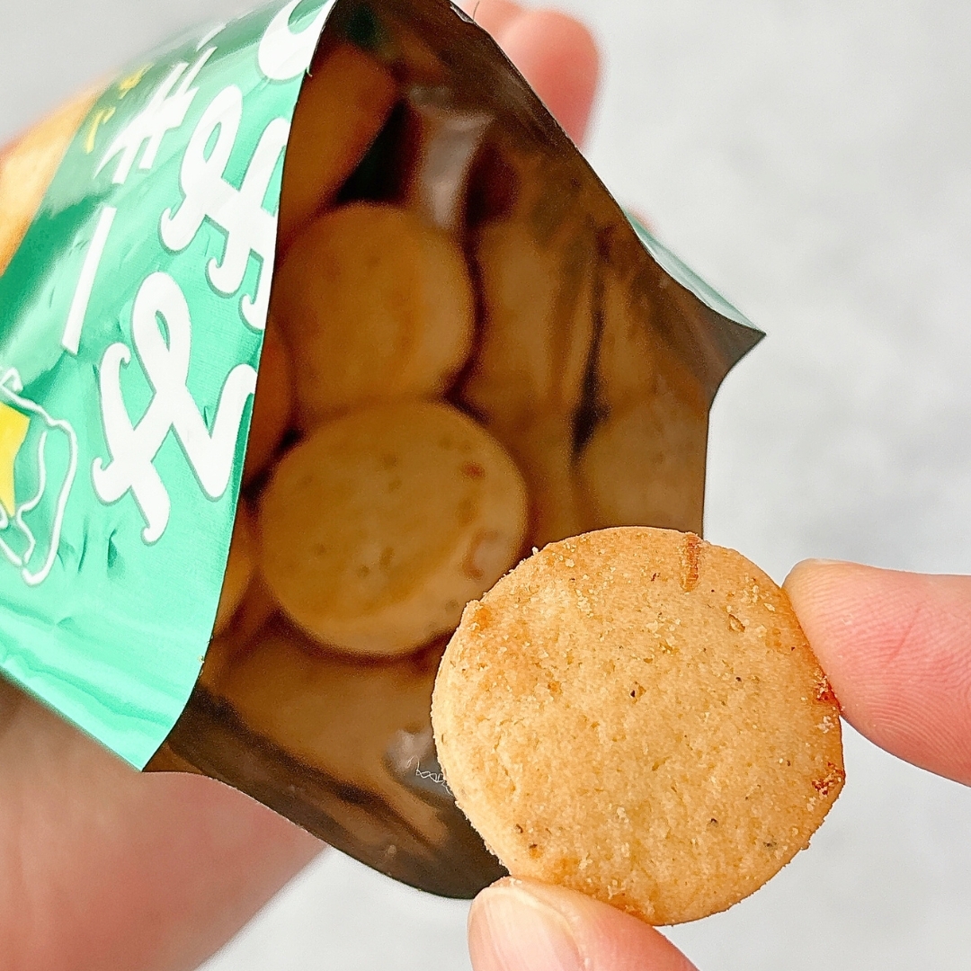 KALDI (カルディ)の「おつまみクッキー オニオン 35g」