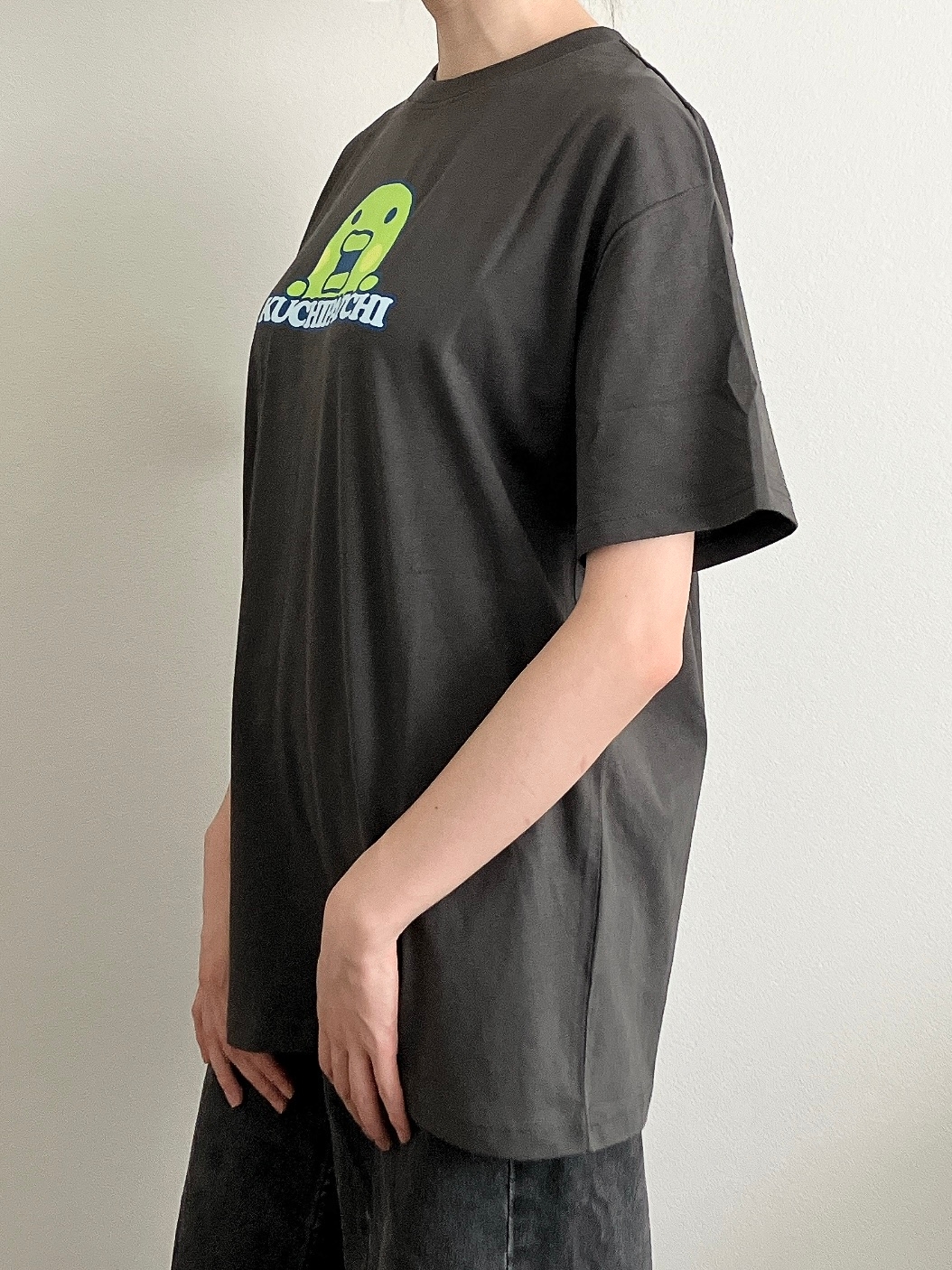 Honeys(ハニーズ)の「たまごっち/ゆるTシャツ」