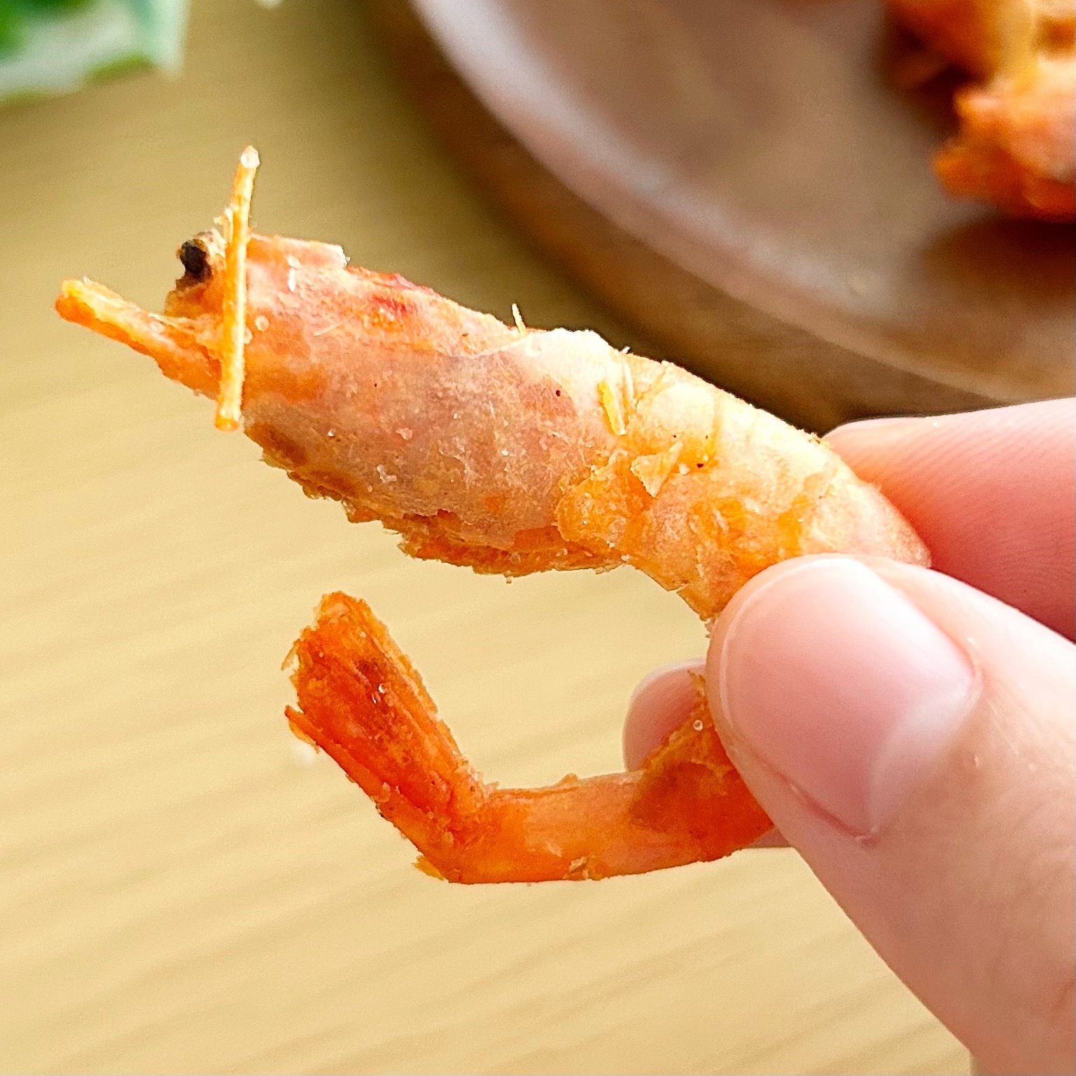 KALDI(カルディ)の「まるごとシュリンプ ガーリックシュリンプ味 20g 」