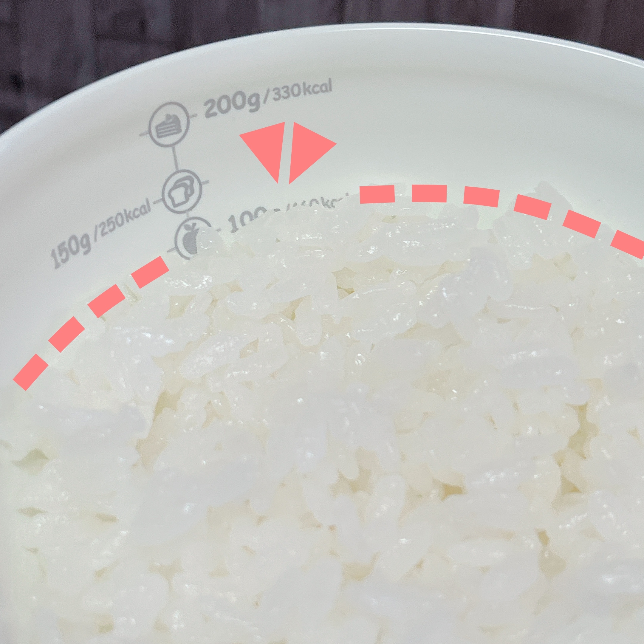 CAINZ(カインズ)の「ご飯の量がはかれる飯椀(中)HAJIKU グレー」