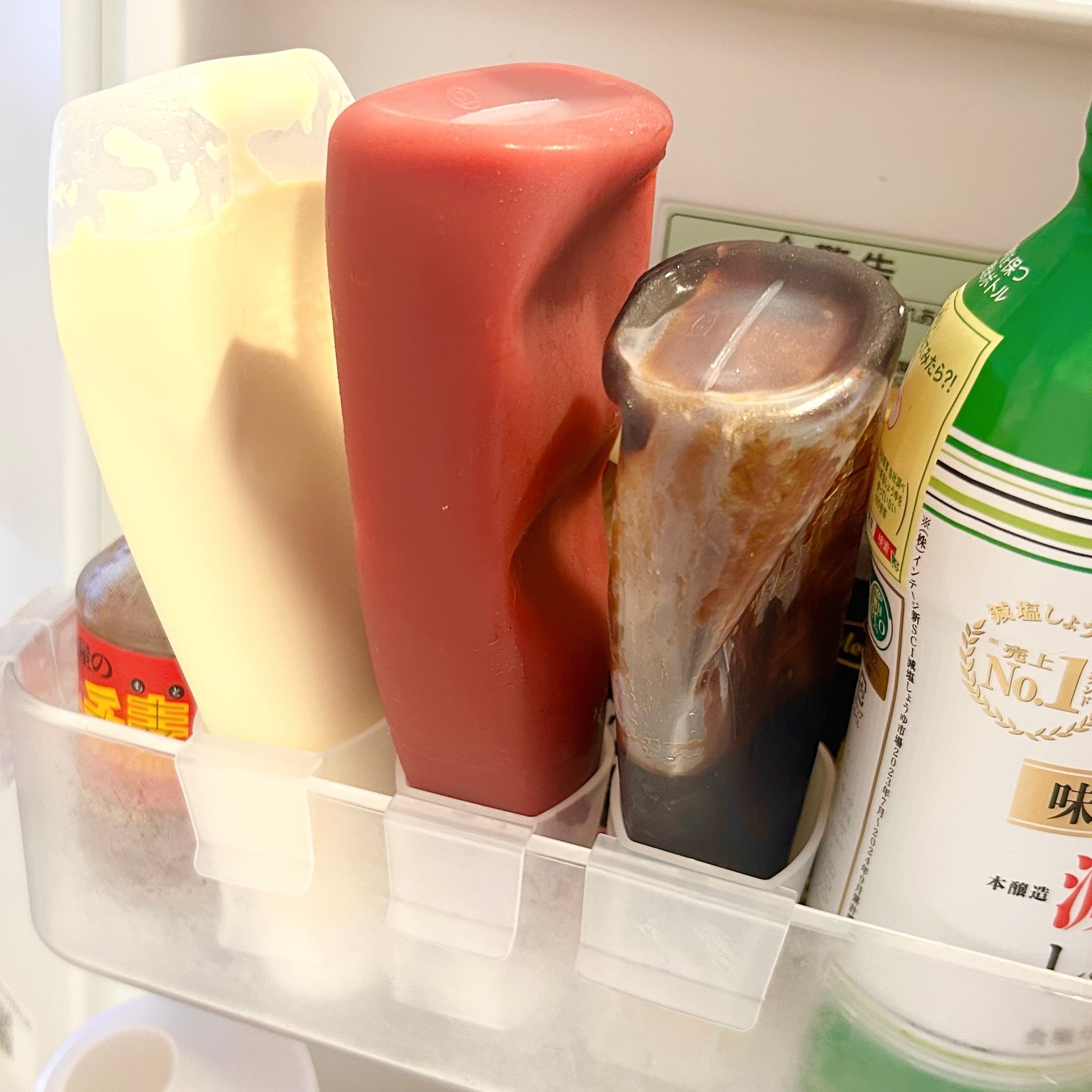 ダイソー「おこのみソースホルダー」「マヨケチャホルダー」