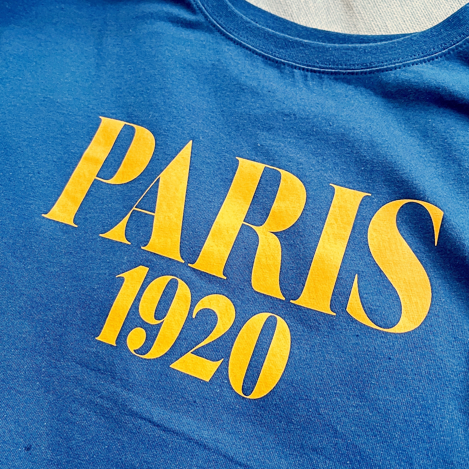 coca(コカ)の「テールカットロゴTシャツ レディース」
