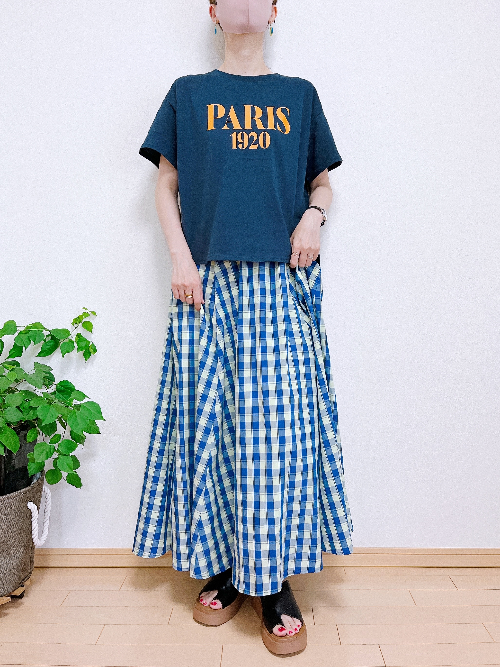 coca(コカ)の「テールカットロゴTシャツ レディース」