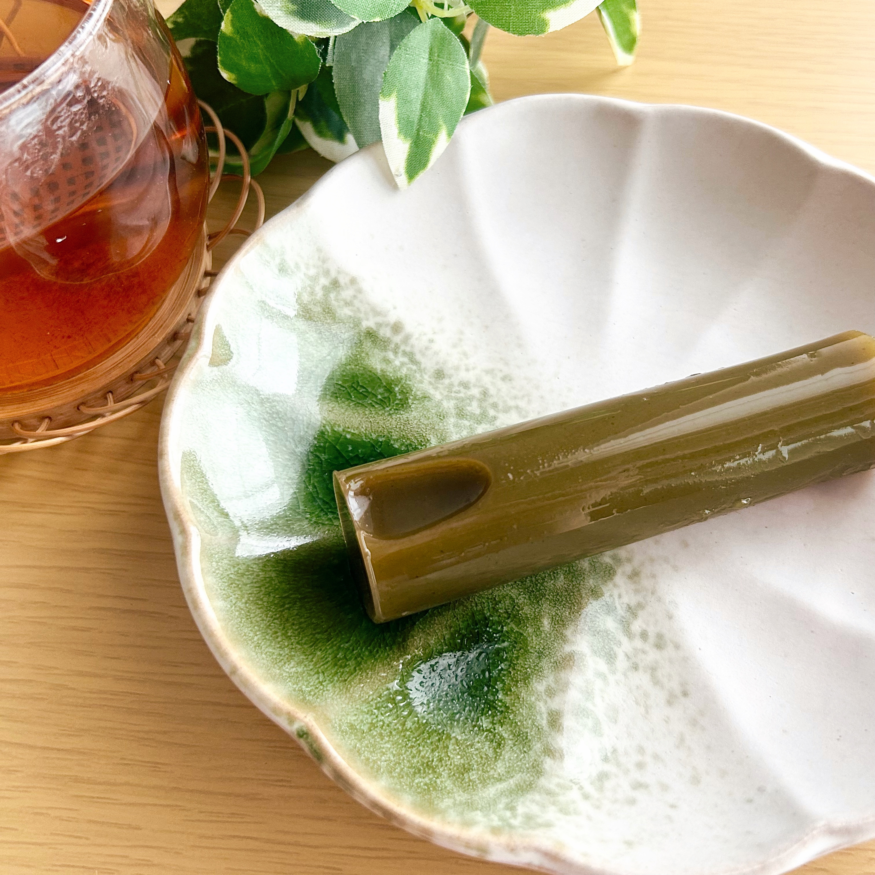 3COINS(スリーコインズ)の「竹筒水羊羹 抹茶餡」