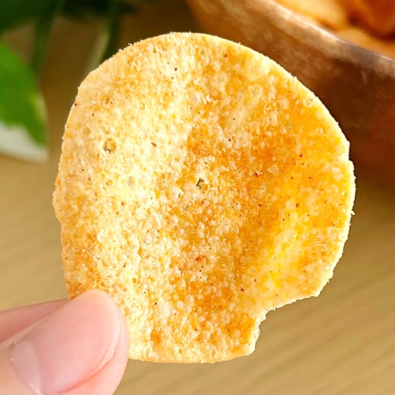 無印良品の「ひよこ豆チップス トマト&ライム味」