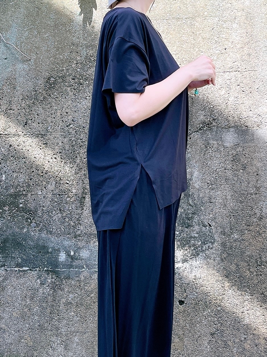 UNIQLO(ユニクロ)の「エアリズムシームレスT」