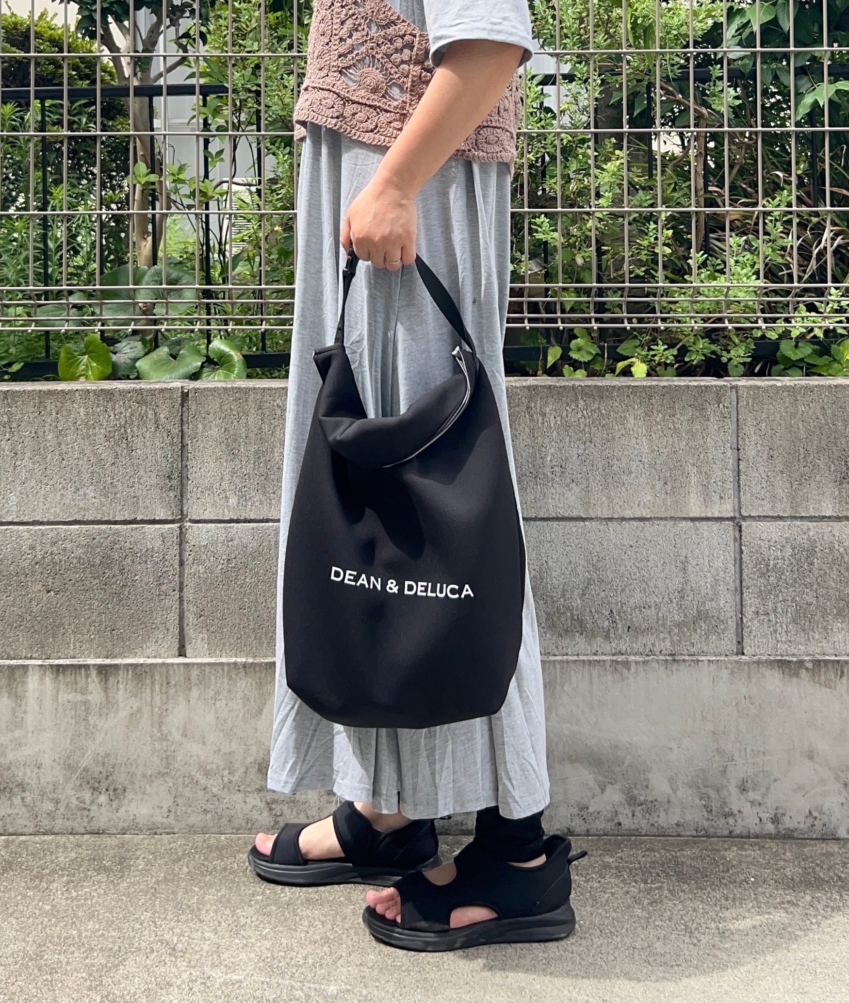 か*ん様 DEAN &DELUCA 保冷機能インナーバッグ付カゴショルダーバッグ 数量限定｜2WAYで使えるインナーバッグ | DEAN & DELUCA【公式】