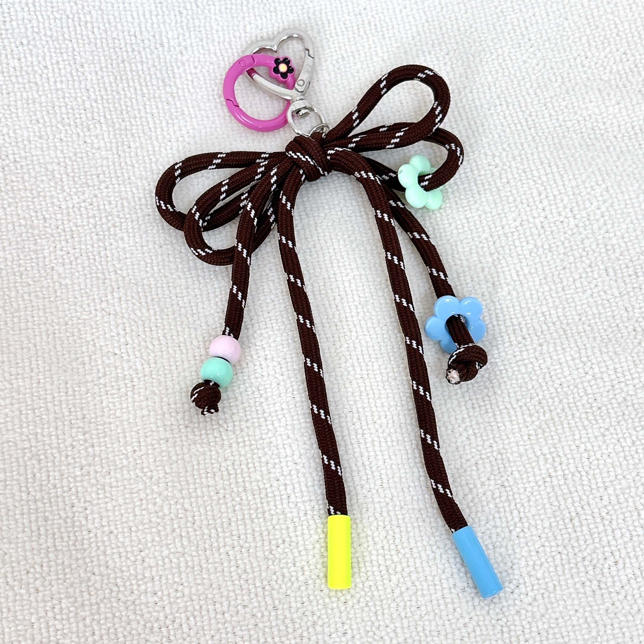 ROPÉ PICNIC(ロペピクニック)「【ROPE' PICNIC×ハローキティ コラボ】日焼けハローキティ 防水スマホショルダーケース」