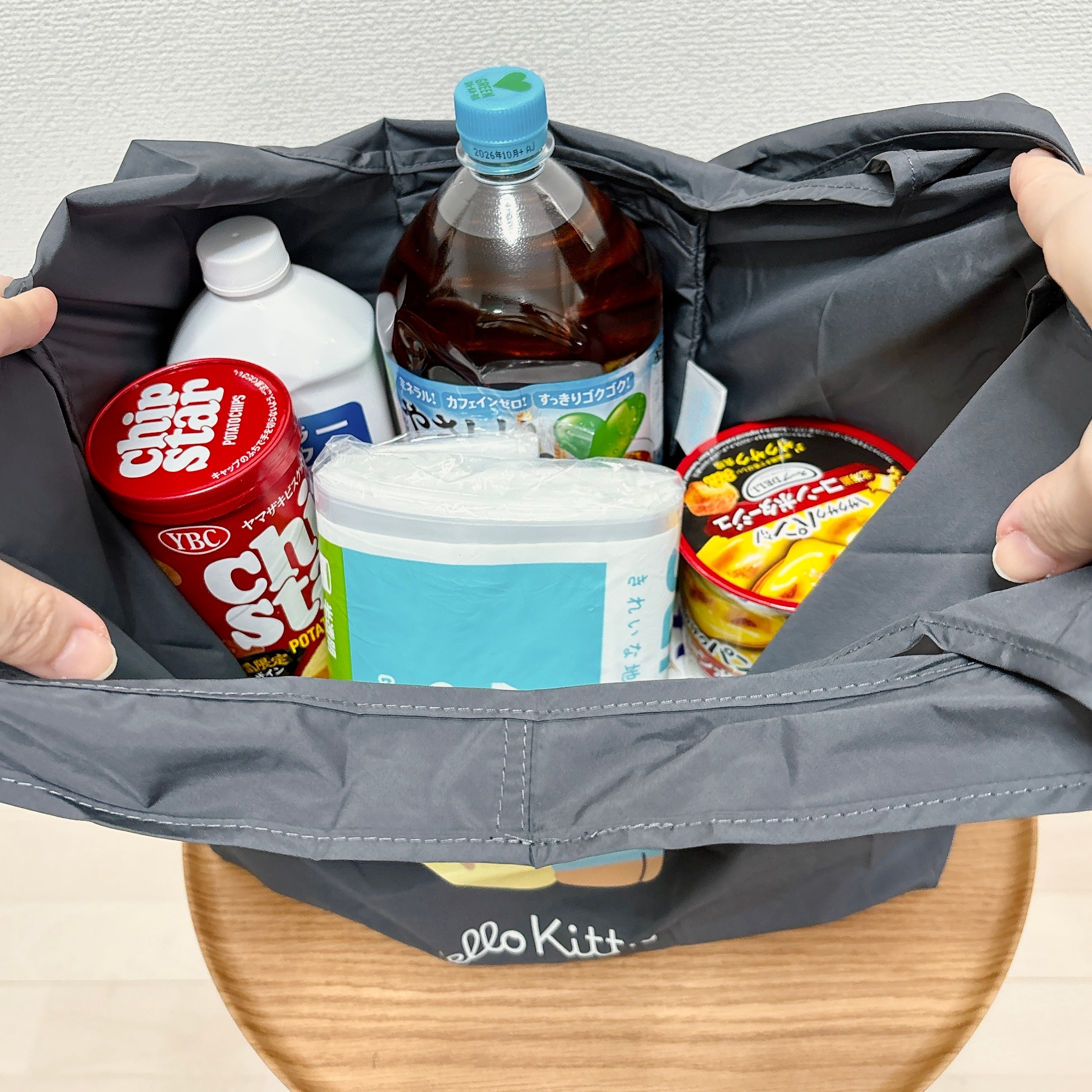 ROPÉ PICNIC(ロペピクニック)「【ROPE' PICNIC×ハローキティコラボ】日焼けハローキティパッカブルポケット付エコバッグ」