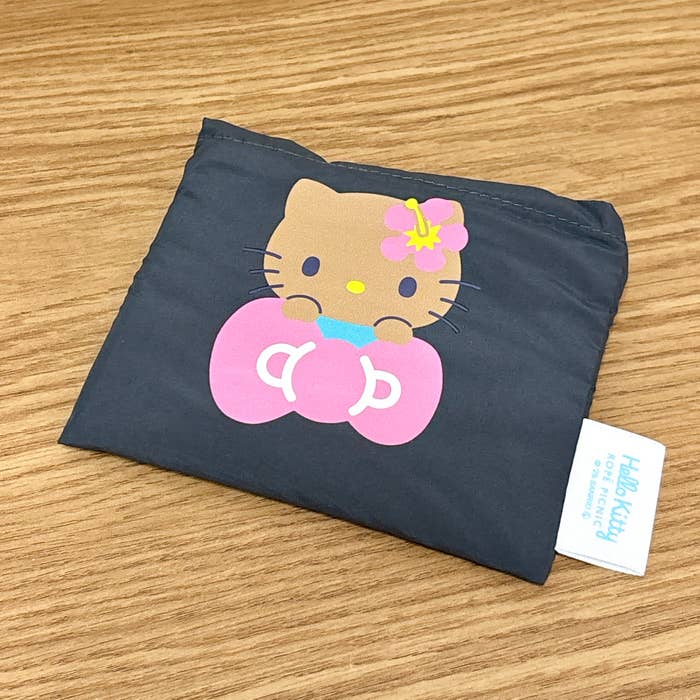 ROPÉ PICNIC(ロペピクニック)「【ROPE' PICNIC×ハローキティコラボ】日焼けハローキティパッカブルポケット付エコバッグ」