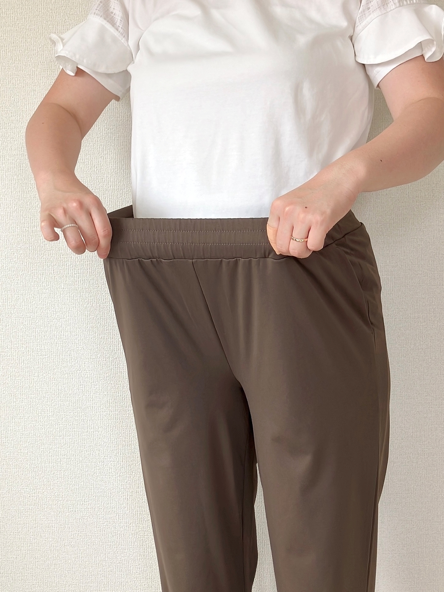 coca(コカ)の「【一部店舗限定商品】水陸両用ラッシュガードジョガーパンツ レディース」